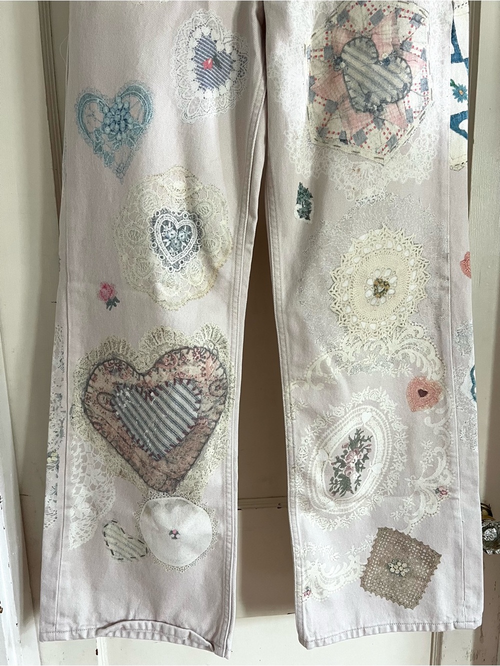 Free People We The Free Printed Straight Leg Jeans in Heirloom Ivory Size 27 NWT - Picture 4 of 13